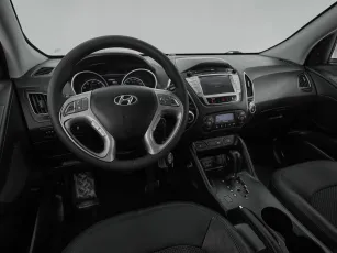 Hyundai  7