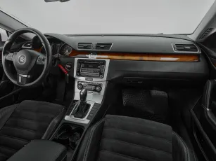 Volkswagen  9