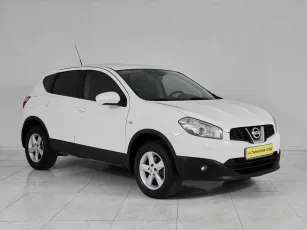 Nissan  3