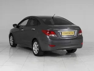 Hyundai  4