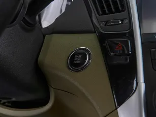 Hyundai  11