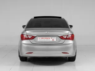 Hyundai  5
