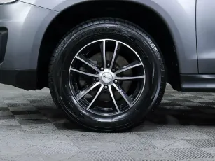 Mitsubishi  7