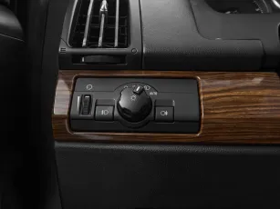 Land Rover  15
