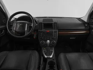 Land Rover  8