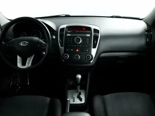 Kia  10