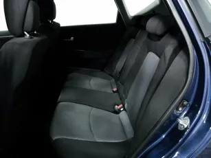 Kia  12