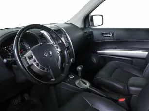 Nissan  10