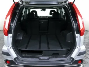 Nissan  17
