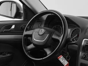 Skoda  10