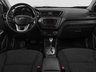 Kia  8