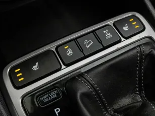 Hyundai  11