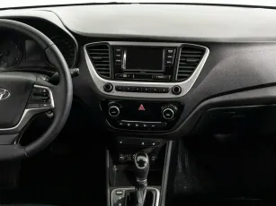 Hyundai  8