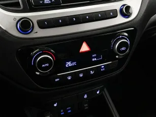 Hyundai  9