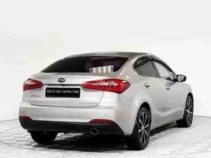 Kia  5