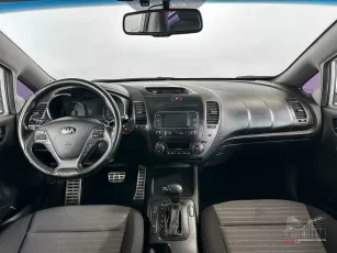 Kia  8