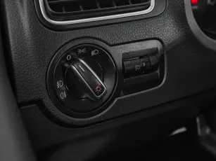 Volkswagen  13