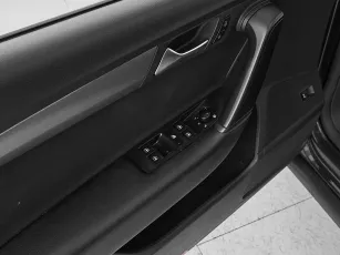 Volkswagen  13