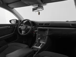 Volkswagen  9