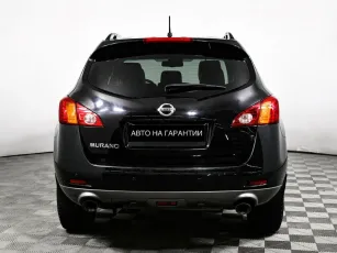 Nissan  4