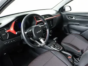 Kia  11