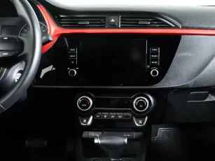 Kia  13