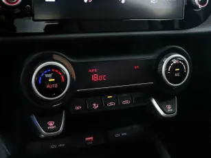 Kia  16