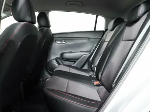 Kia  18