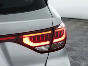 Kia  8
