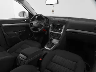 Skoda  9