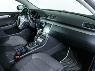Volkswagen  10