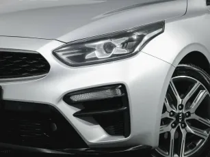Kia  7