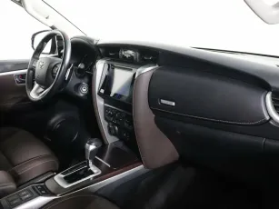 Toyota  5