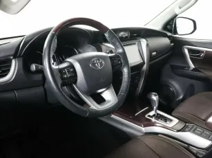 Toyota  7
