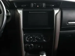 Toyota  8