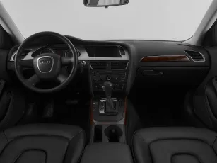Audi  8