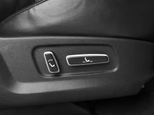 Hyundai  16