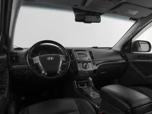 Hyundai  7