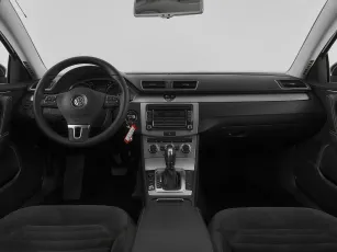 Volkswagen  8