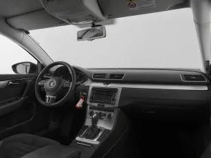 Volkswagen  9