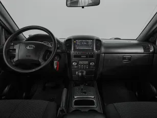 Kia  8