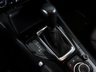 Mazda  12