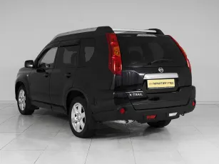 Nissan  4