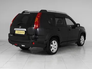 Nissan  6