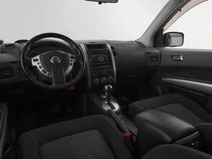 Nissan  7