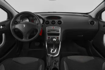 Peugeot  8