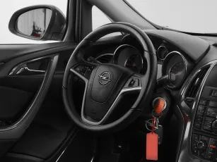 Opel  10