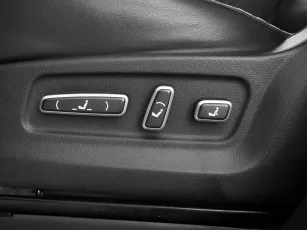 Hyundai  13