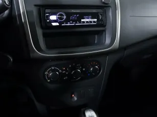 Renault  13