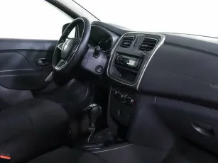 Renault  8